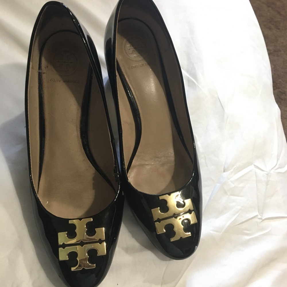 Tory Burch Black Heels with Gold Accent - Picture 6 of 8